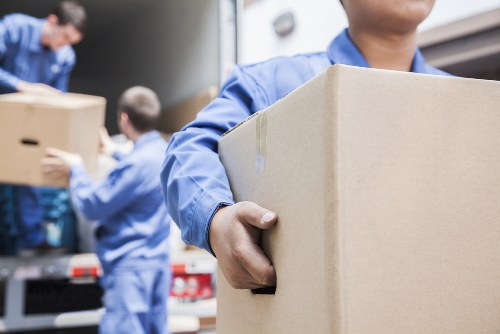 Man with van pricing in Hounslow for a local home move