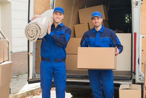 Local packing support for a flat move in Hounslow with access considerations
